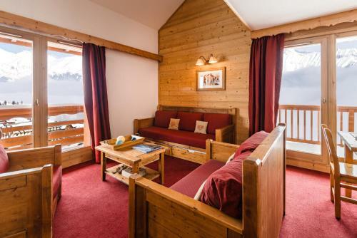 Aparthotel Lagrange Prestige Les Hauts De Comborci�re