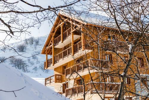 Aparthotel Lagrange Prestige Les Hauts De Comborci�re