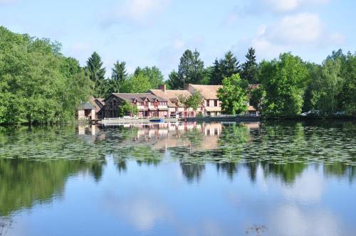 Hotel -restaurant Le Moulin De Villiers