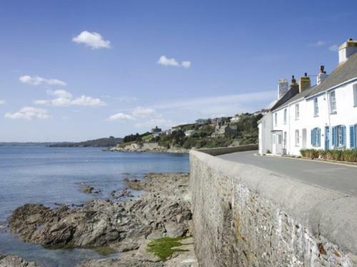 Ship And Castle Hotel