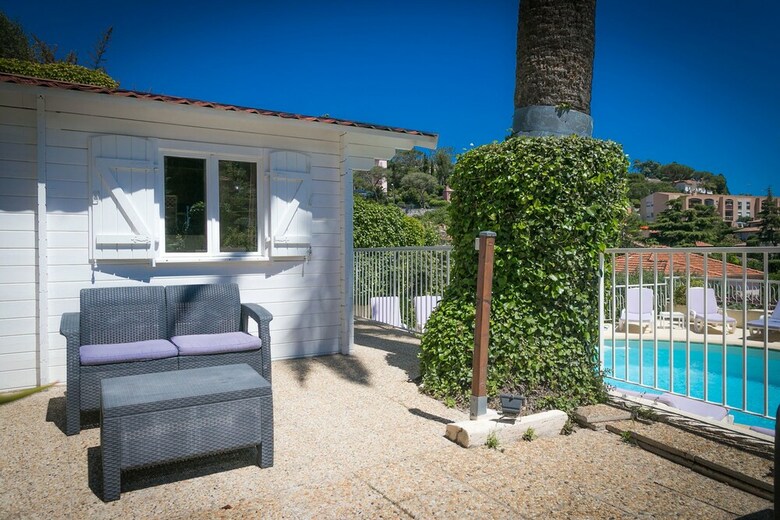 Hotel H�tel La Fianc�e Du Pirate