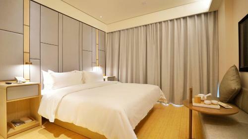 Ji Hotel Shanghai Huai Hai
