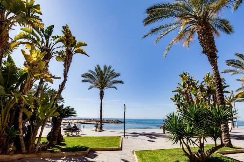 Cozy Apartment Torrevieja At Irina