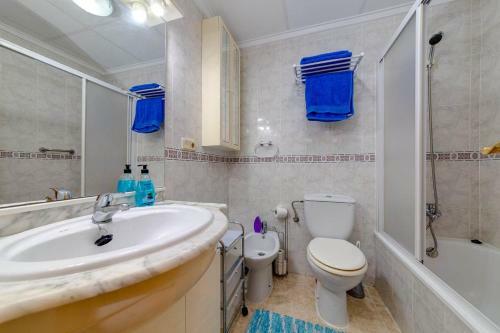 Cozy Apartment Torrevieja At Irina