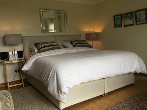 Bed & Breakfast Trecarne House
