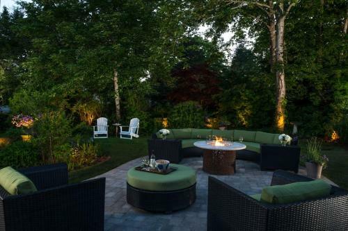 The Blushing Oyster Bed & Breakfast