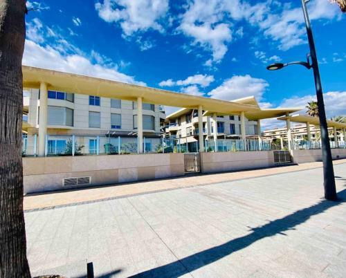 Stylish Apartment With Terrace On The Beachfrom