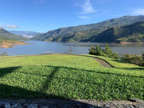 Villa Casa En Chivor A 3 Hrs De Bogota