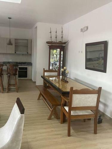 Villa Finca Y Piscina De Ensue�o