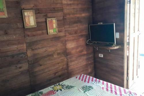 Encantadora Caba�a Cerca A Cali Jacuzzi Smart Tv