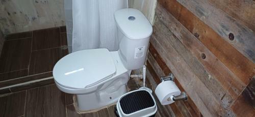 Encantadora Caba�a Cerca A Cali Jacuzzi Smart Tv