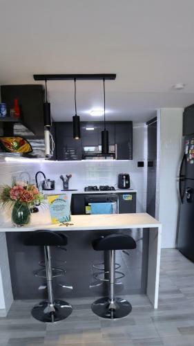 Tocancip�, Incre�ble, Hermoso Y Moderno Apartamento Completo!