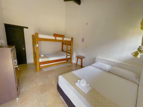 Hotel Familia Casa Blanca