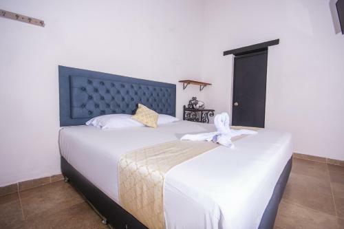 Hotel Familia Casa Blanca