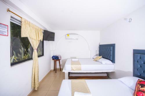 Hotel Familia Casa Blanca