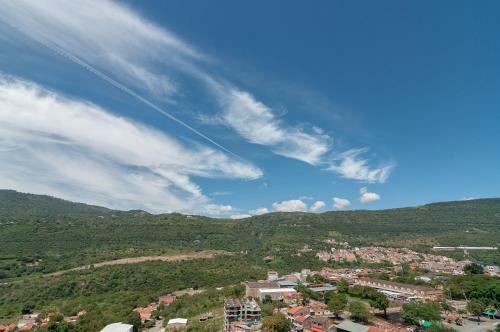 Apartamento Apto Con Piscina En El Cc San Gil Plaza