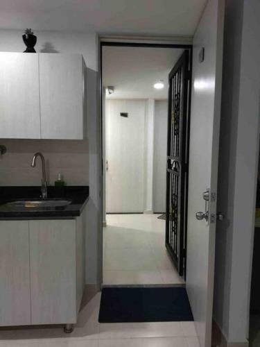 Apartamento Nuevo, Pr�ximo Al Metro Y Cc Mayorca