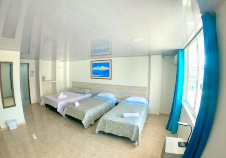 Blue Island Hotel