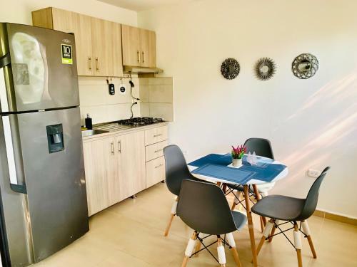Apartamento Rodadero, A 10 Min Del Mar