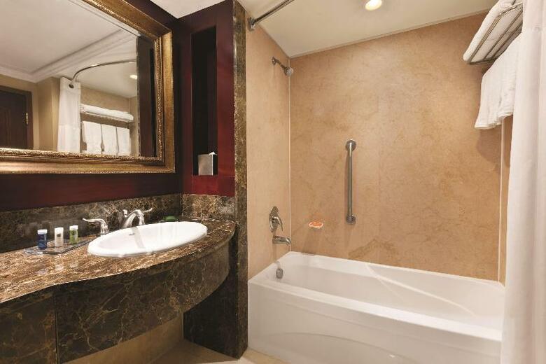 Hotel Park Inn By Radisson Toronto Airport West