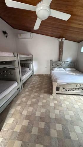 Caba�a Con Piscina En Minca