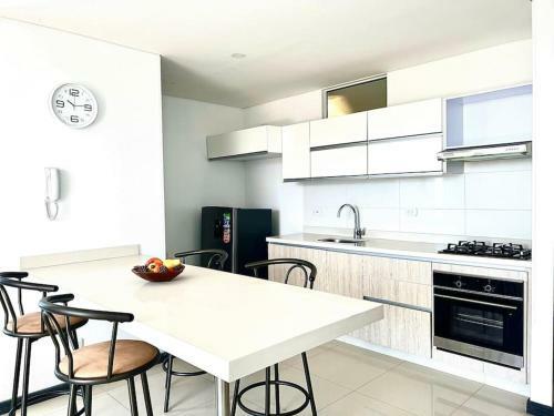 Apartamento Hermoso Apto Pozoscolorados