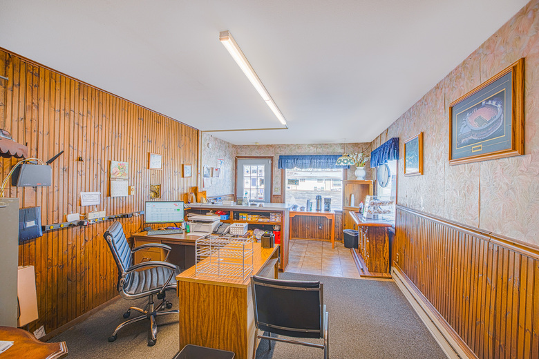 Motel Oyo Hotel Tomahawk - Lake Mohawksin