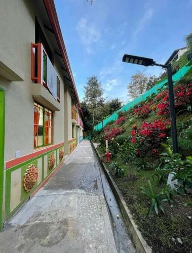 Apartamento Cerca Al Parque De Guatap� Y Malec�n