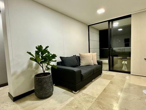 Apartamento 1101 El Poblado! Two Balconies & A Beautiful View