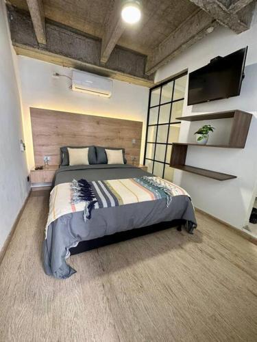 Casa Manila - 8bed 8.5bath - Hot Tube - Poblado