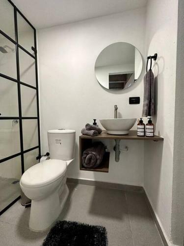 Casa Manila - 8bed 8.5bath - Hot Tube - Poblado