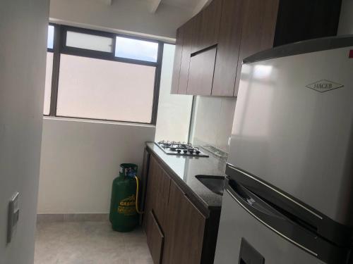 Apartamento C�modo , C�ntrico Y Bien Ubicado Apto 402