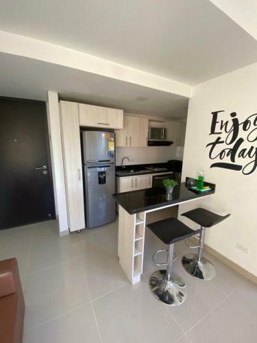 Apartasuite Moderna - En El Coraz�n Del Poblado Medell�n