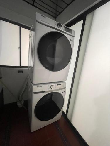 Habitaci�n Privada Y Moderna Medellin - Laureles 2
