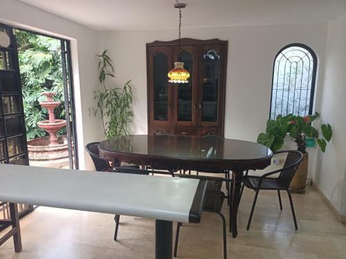 Casa Campestre Con Terraza Para 10 - San Lucas - El Poblado