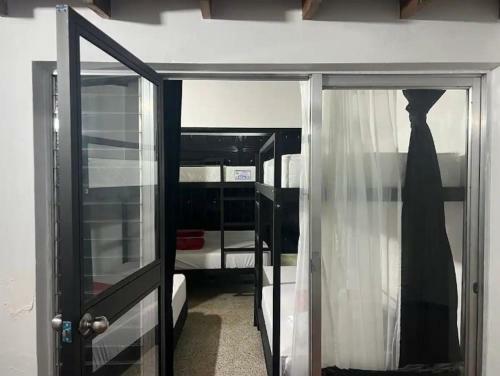 Casa Grande, C�moda, Sin Ruidos Y Cerca Al Metro