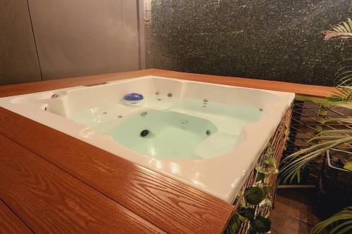 Apartamento Urban Elegance Medellin Jacuzzi,terraza Privada P3