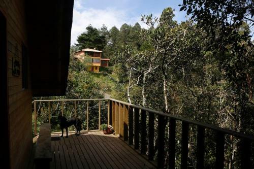 Hermosa Caba�a Con Huerta - Casa Verde