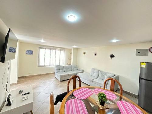Apartamento Casa Hermosa En El Centro De La Ciudad.