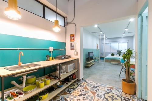 Apartamento Studios Amarillo-morado-ocre