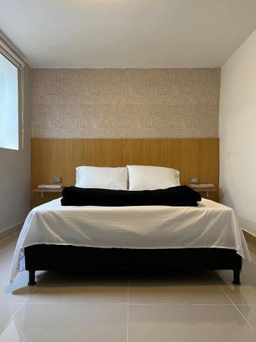 Theluxe Apartaestudio Laureles 3