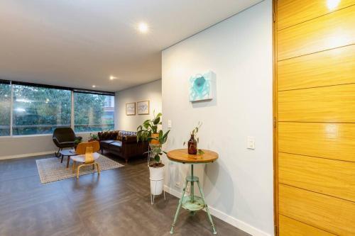 Apartamento El Poblado, Finisterre Ap 801