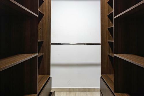 C�modos Apartamentos Cerca Al Metro De Medell�n
