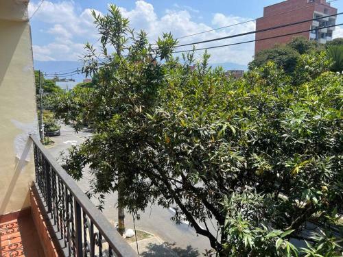 Casa De Lujo Muy Ampl�a Con Ubicaci�n Privilegiada