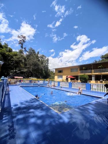 Agroturismo Hotel Centro Recreacional Valle Deeli