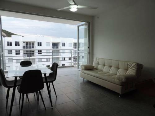Apartamento Moderno Y Amplio En Girardot
