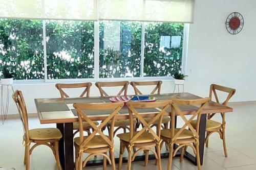 Apartamento Casa Quinta Moderna En Via Girardot