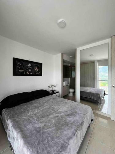Apartamento Nuevo, Central, Hermosa Vista.