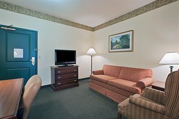 Hotel Country Inn & Suites Wilder