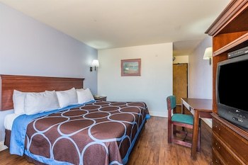 Hotel Super 8 Garland North Dallas